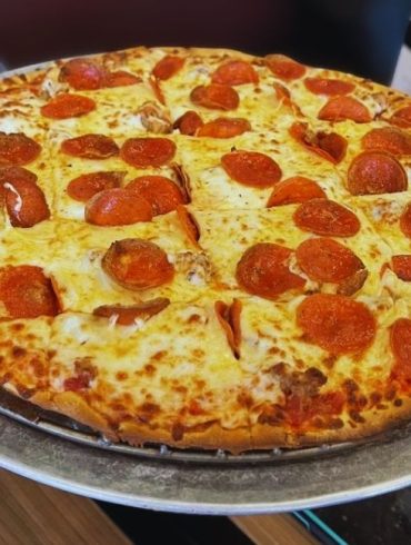 Photos for Vito's Pizza & Italian Ristorante - Gilbert