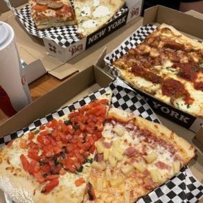 Food in Eddie & Sam's NY Pizza, Tampa, FL