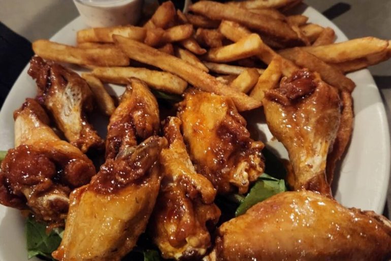 Food in The Lookout Bar & Grill, Maple Grove, MN