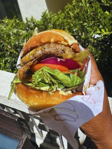 Photos for Oh My Burger