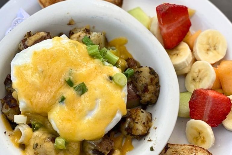 John's Special at Lazy Susan Cafe in Cannon Beach, Oregon