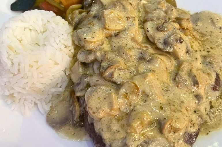 Schnitzel Viennese at Anna's Restaurant in Bowling Green, KY