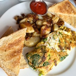 Tuscan Omelette at Georgie's Diner in West Haven, CT
