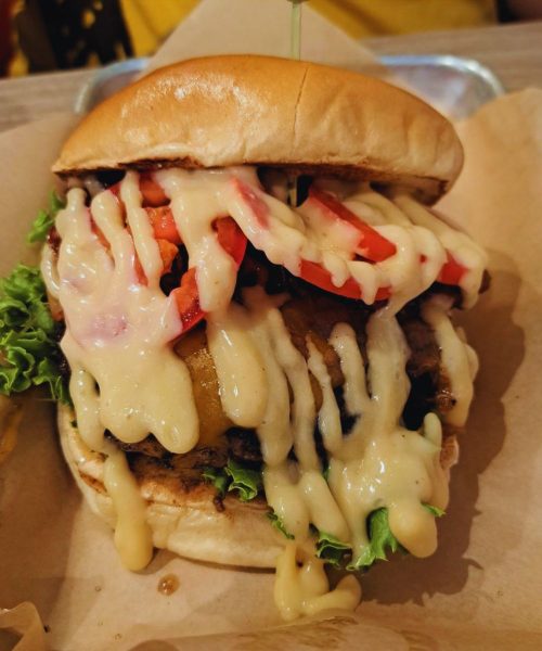 Photos for Aioli Gourmet Burgers - 32nd & Shea