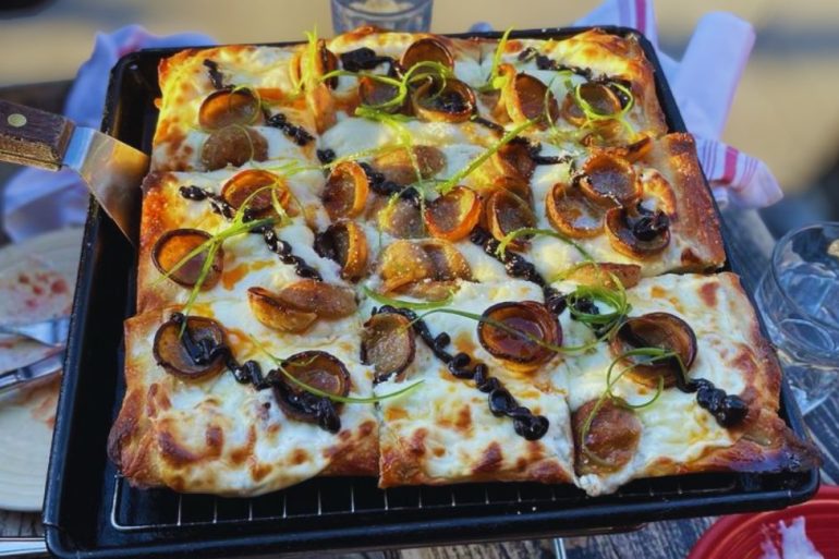 Photos for Tony's Pizza Napoletana