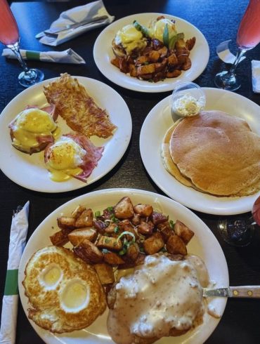 Photos for Aromas