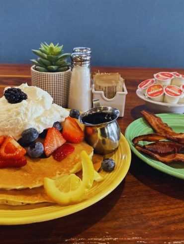 Photos for Four Sisters Cafe