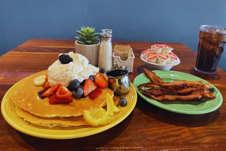 Photos for Four Sisters Cafe