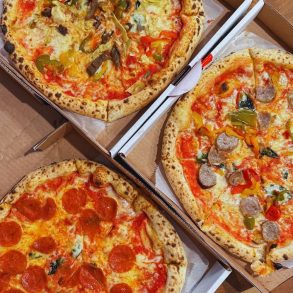 Photos for 90 Second Pizza