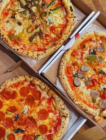 Photos for 90 Second Pizza