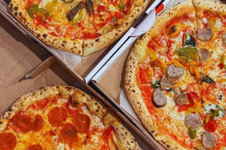 Photos for 90 Second Pizza