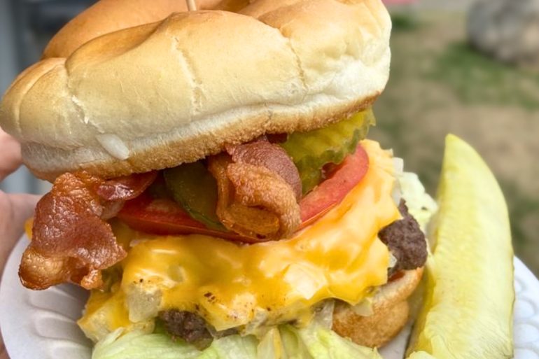 bacon deluxe at Gordy's Hi Hat at Cloquet, Minnesota