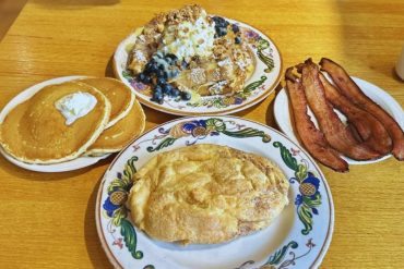 Photos for Oak Table Cafe