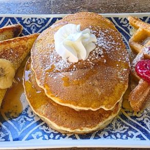 Walk Through the Country at Countryside Cafe in Waianae, Hawaii