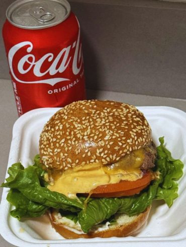 Photos for Pearl's Deluxe Burgers